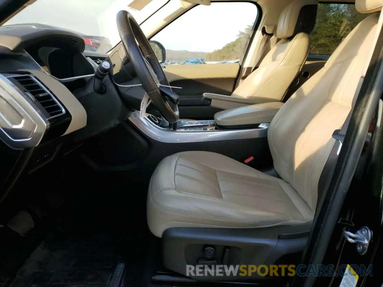 7 fotografías del automóvil dañado SALWR2RV2KA823089 LAND ROVER RANGEROVER 2019
