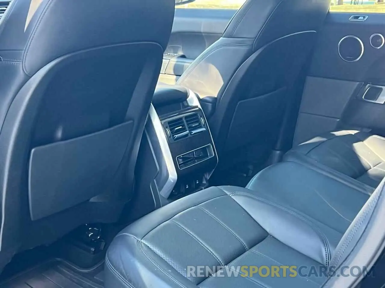8 fotografías del automóvil dañado SALWR2RV4KA849810 LAND ROVER RANGEROVER 2019