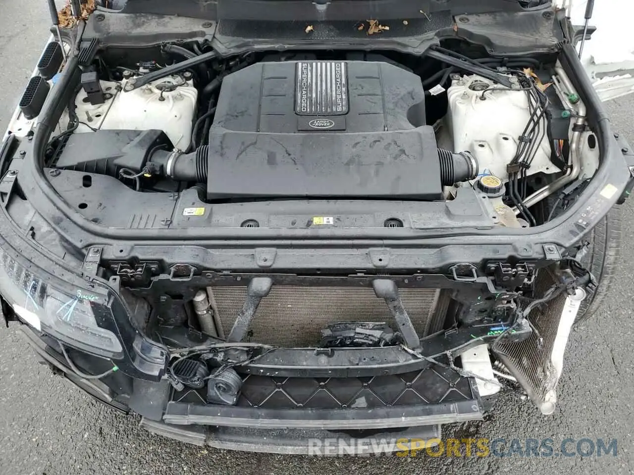 12 fotografías del automóvil dañado SALWR2RV5KA422443 LAND ROVER RANGEROVER 2019