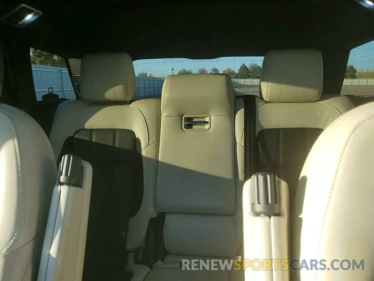 10 fotografías del automóvil dañado SALWS2SU9KA865166 LAND ROVER RANGEROVER 2019