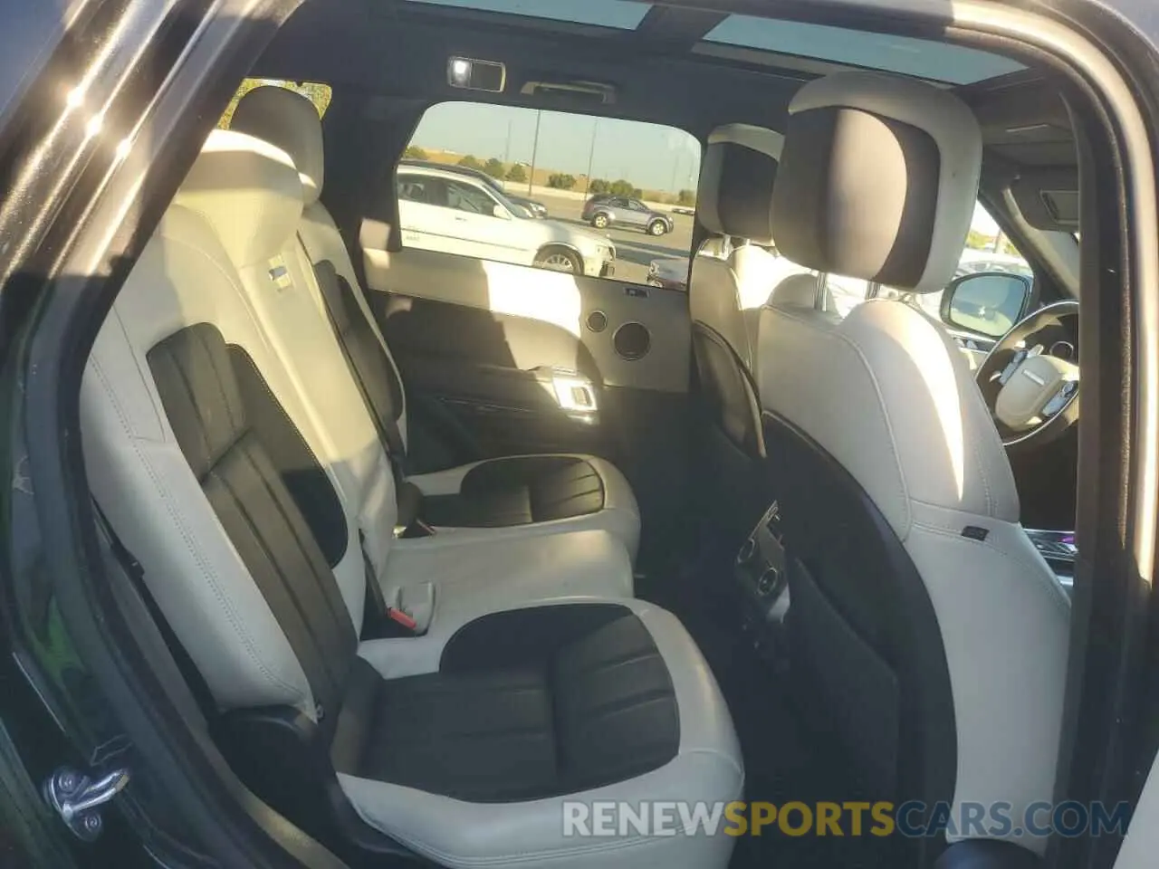 11 fotografías del automóvil dañado SALWS2SU9KA865166 LAND ROVER RANGEROVER 2019