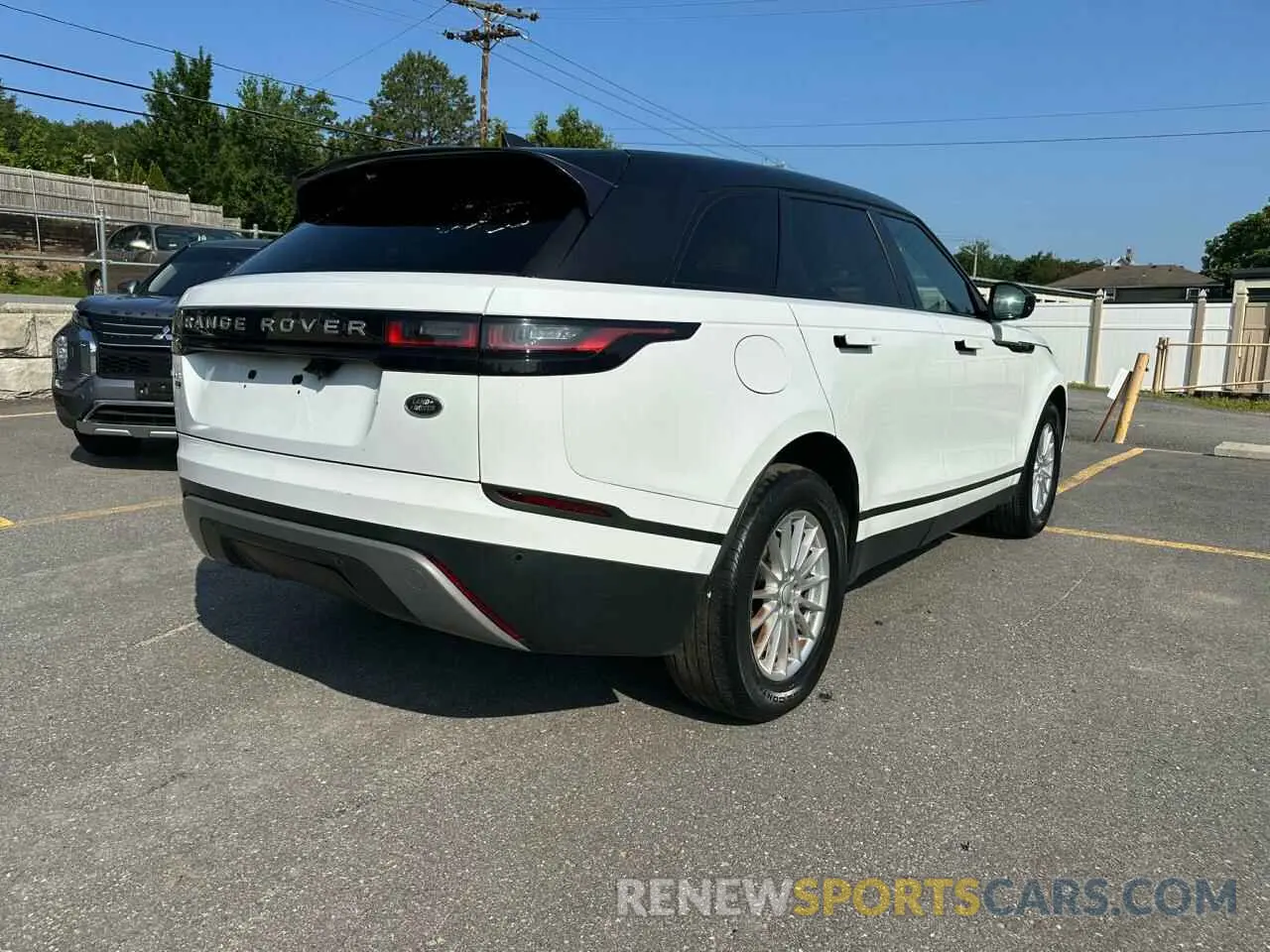 3 fotografías del automóvil dañado SALYA2EX8KA216069 LAND ROVER RANGEROVER 2019