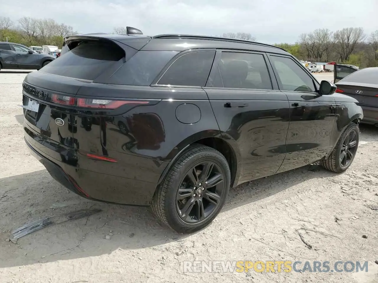 3 fotografías del automóvil dañado SALYB2EX1KA218601 LAND ROVER RANGEROVER 2019