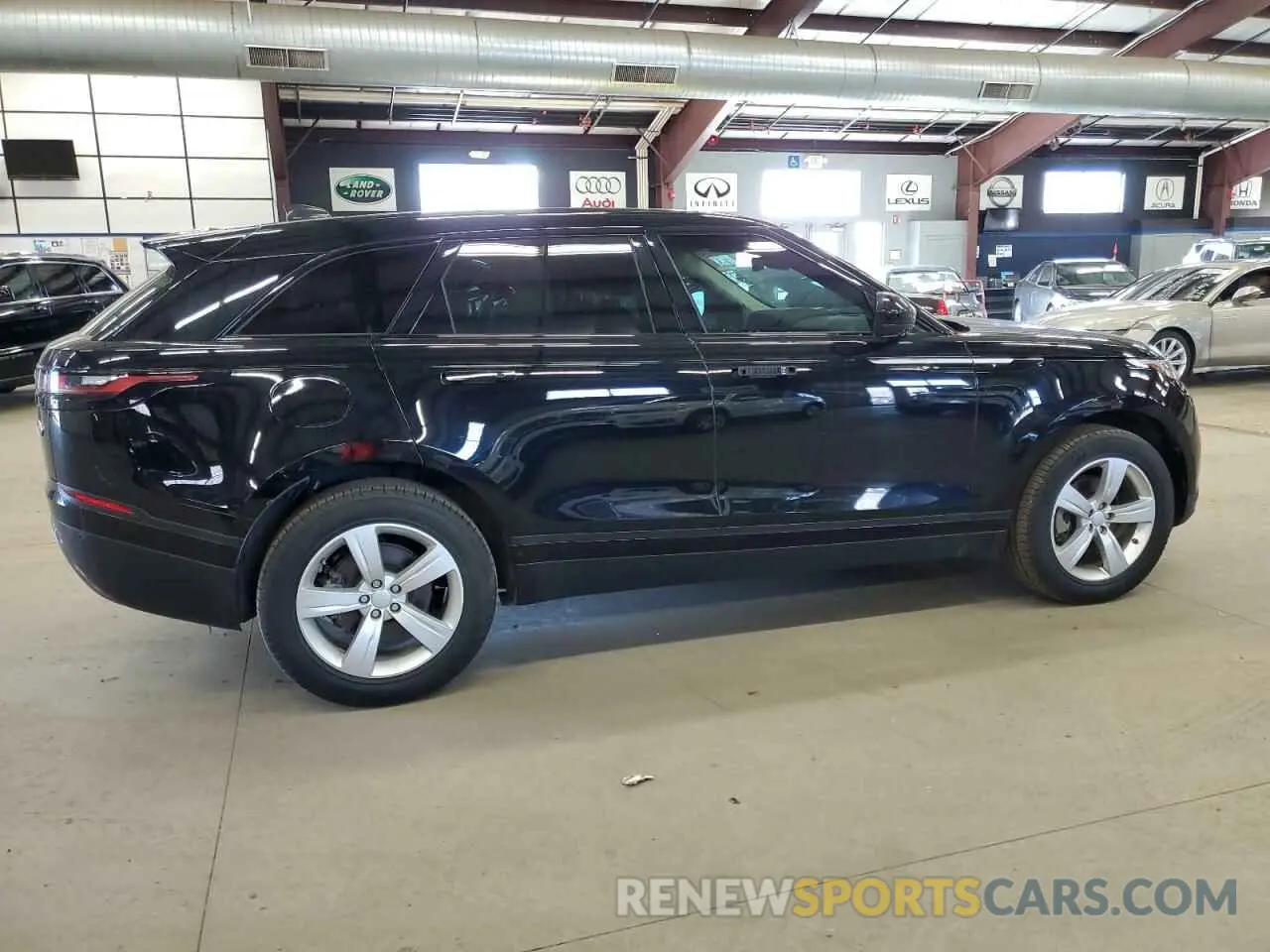 3 fotografías del automóvil dañado SALYB2EX7KA202659 LAND ROVER RANGEROVER 2019