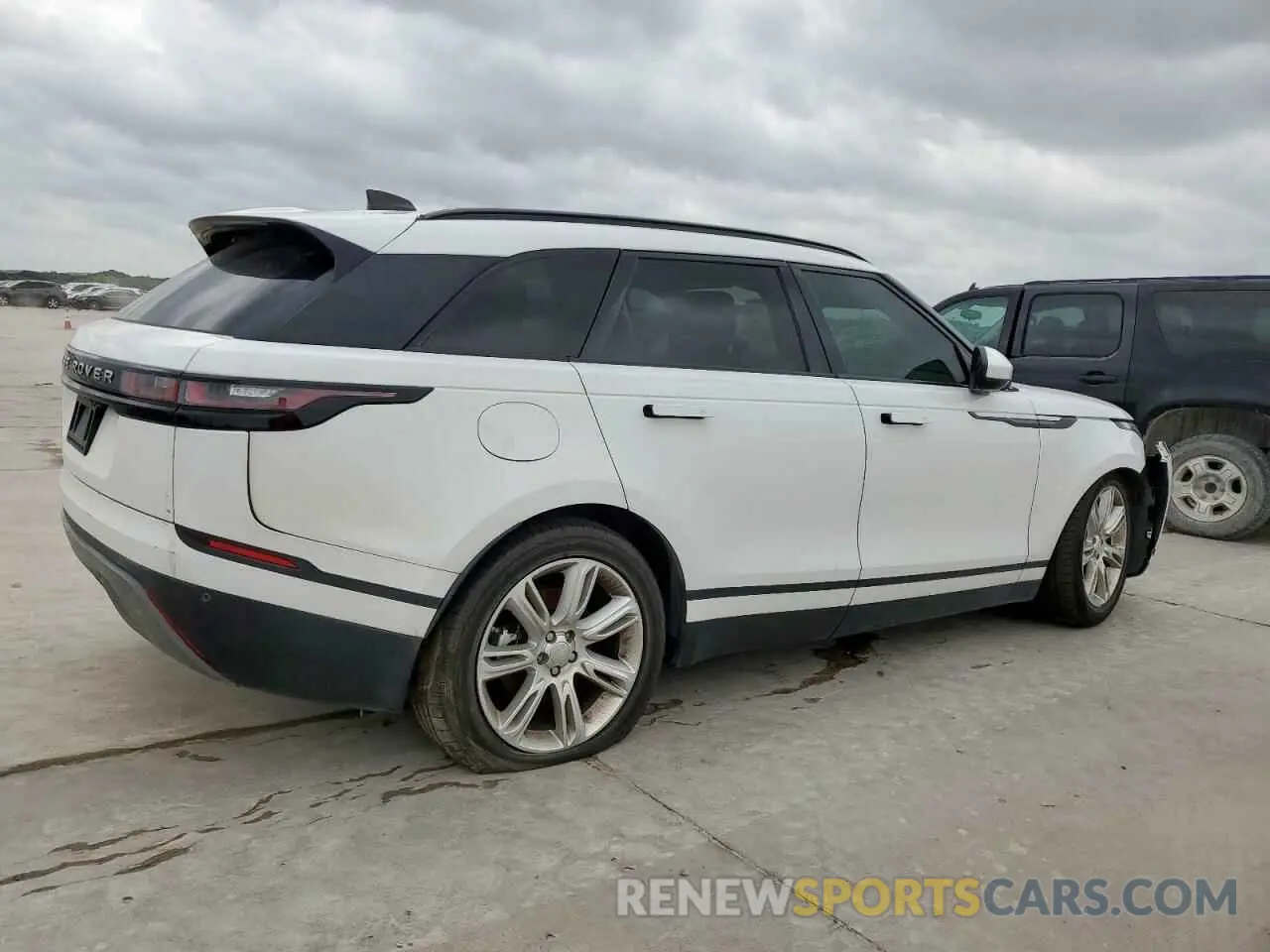 3 fotografías del automóvil dañado SALYB2FV9KA218553 LAND ROVER RANGEROVER 2019