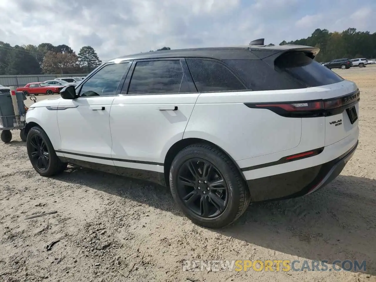 2 fotografías del automóvil dañado SALYL2EX0KA780079 LAND ROVER RANGEROVER 2019