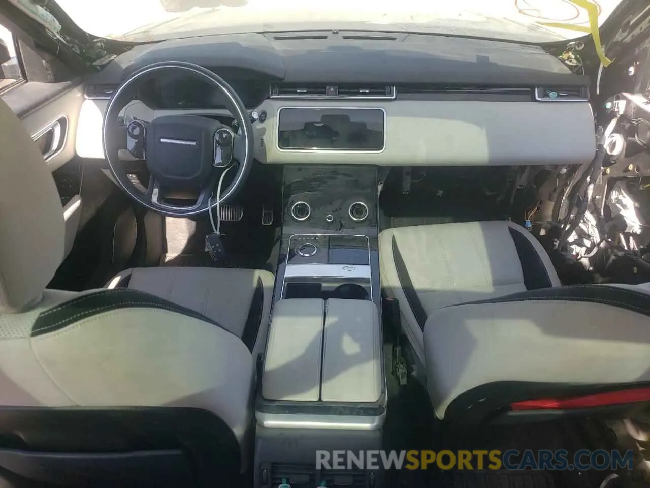 9 fotografías del automóvil dañado SALYL2EX0KA782351 LAND ROVER RANGEROVER 2019
