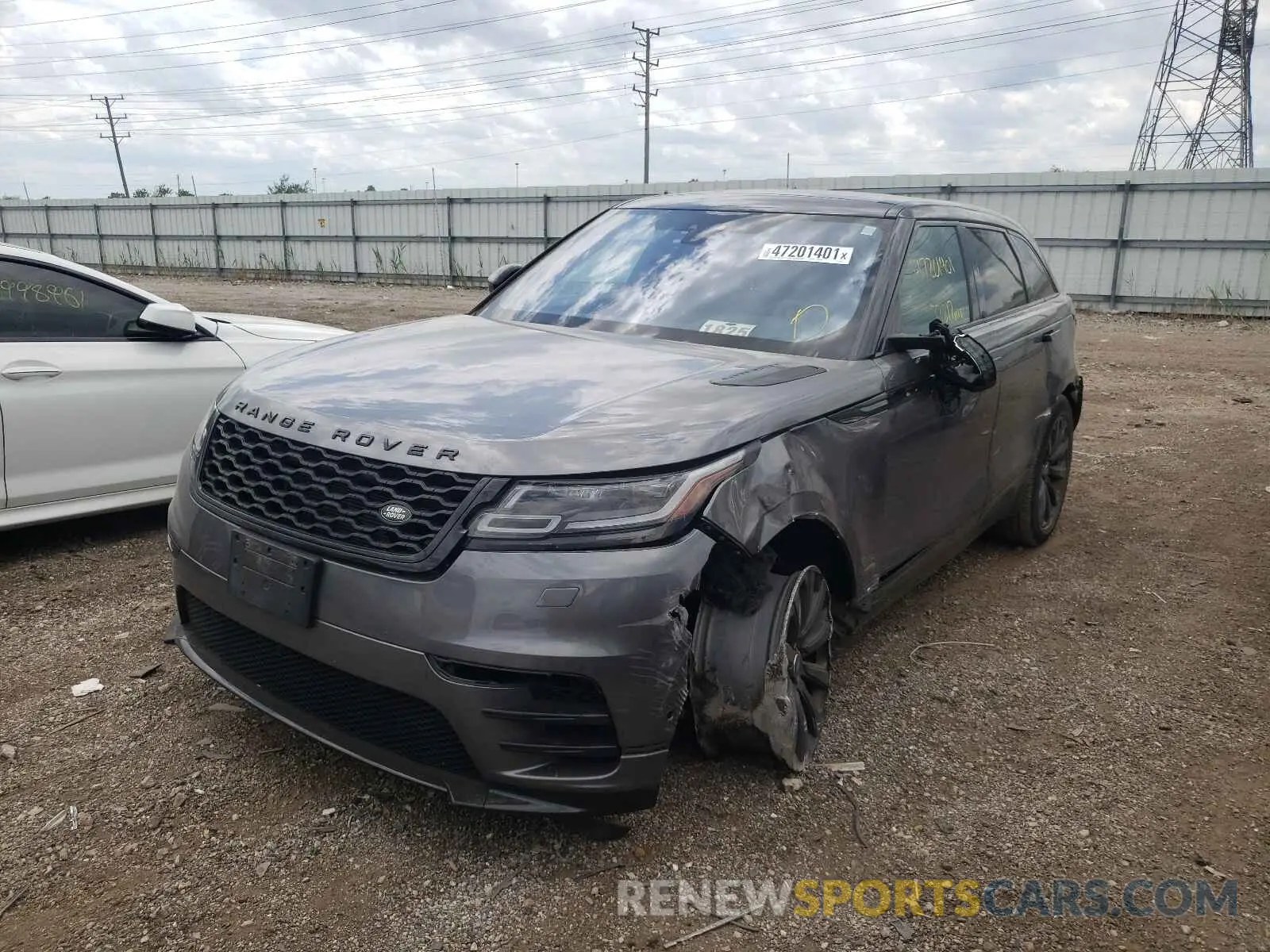 2 fotografías del automóvil dañado SALYL2EX2KA785042 LAND ROVER RANGEROVER 2019