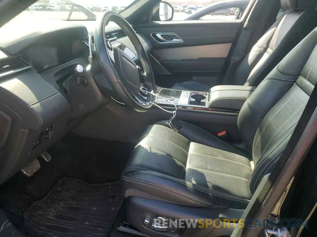 7 fotografías del automóvil dañado SALYL2EX5KA215004 LAND ROVER RANGEROVER 2019