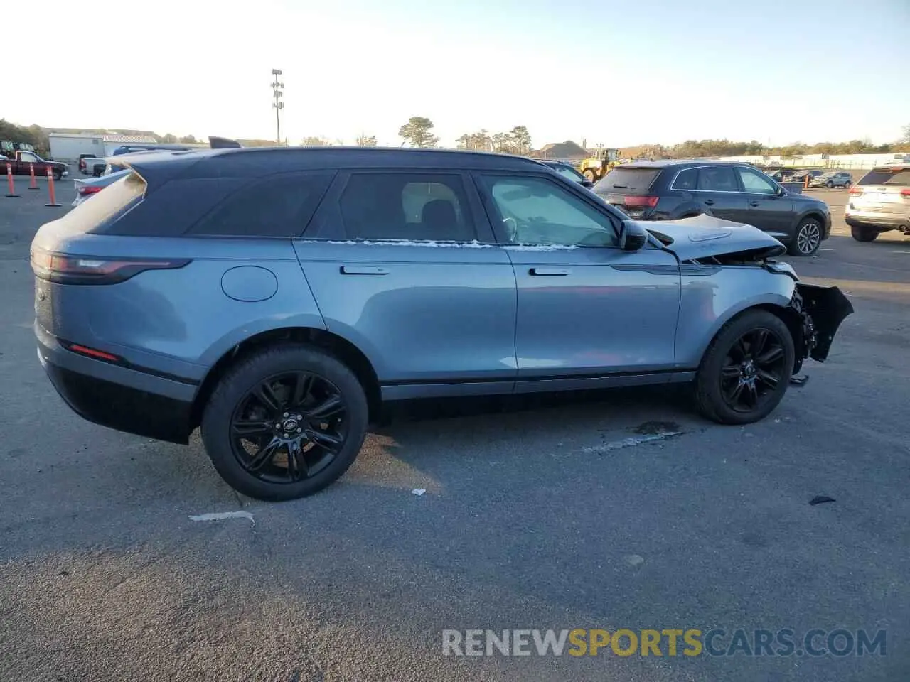 3 fotografías del automóvil dañado SALYL2EX5KA220798 LAND ROVER RANGEROVER 2019