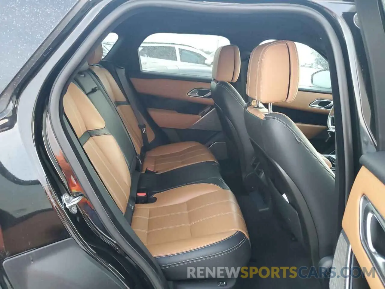 11 fotografías del automóvil dañado SALYL2EX8KA206233 LAND ROVER RANGEROVER 2019