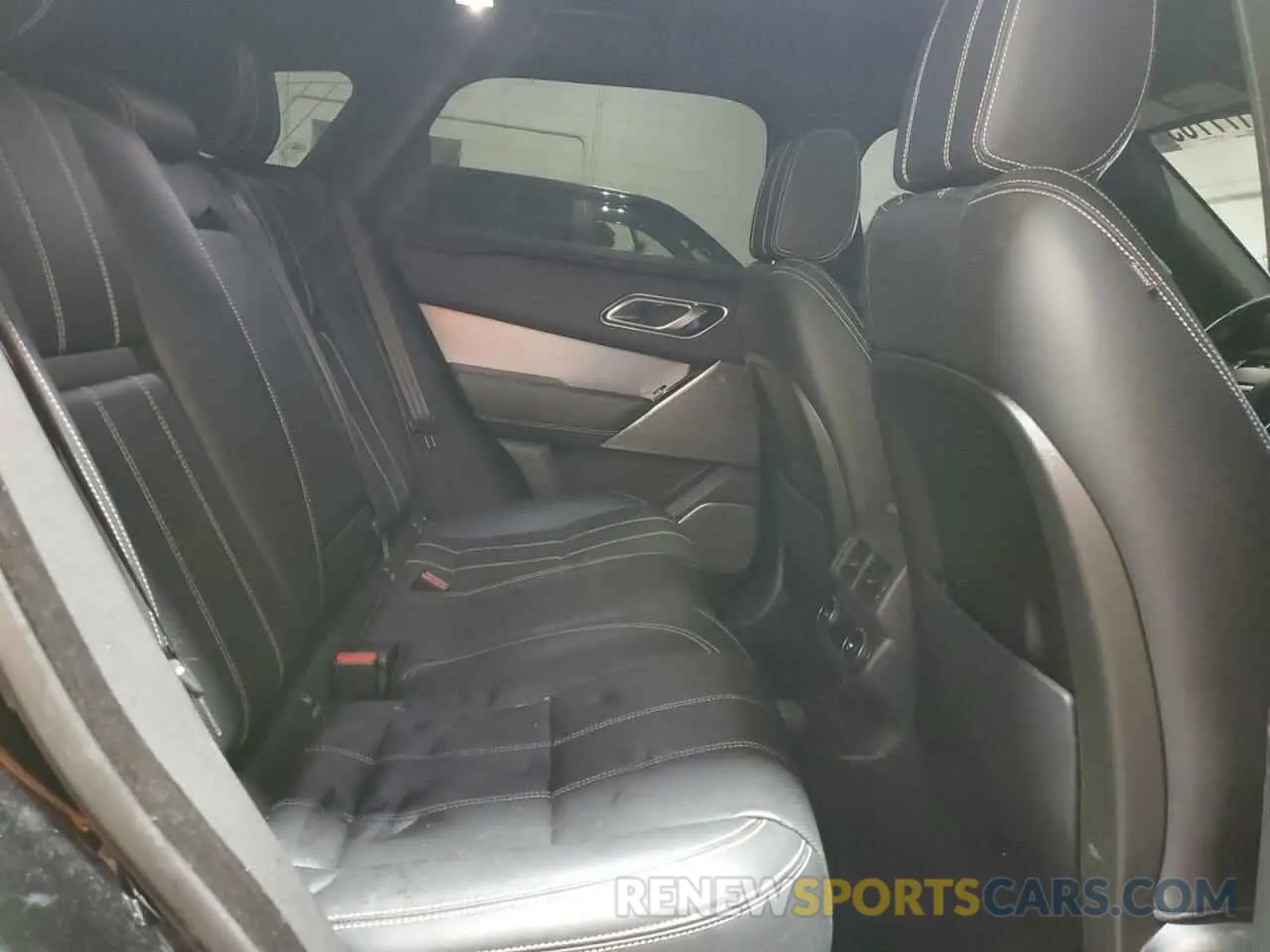 11 fotografías del automóvil dañado SALYL2FV0KA216901 LAND ROVER RANGEROVER 2019