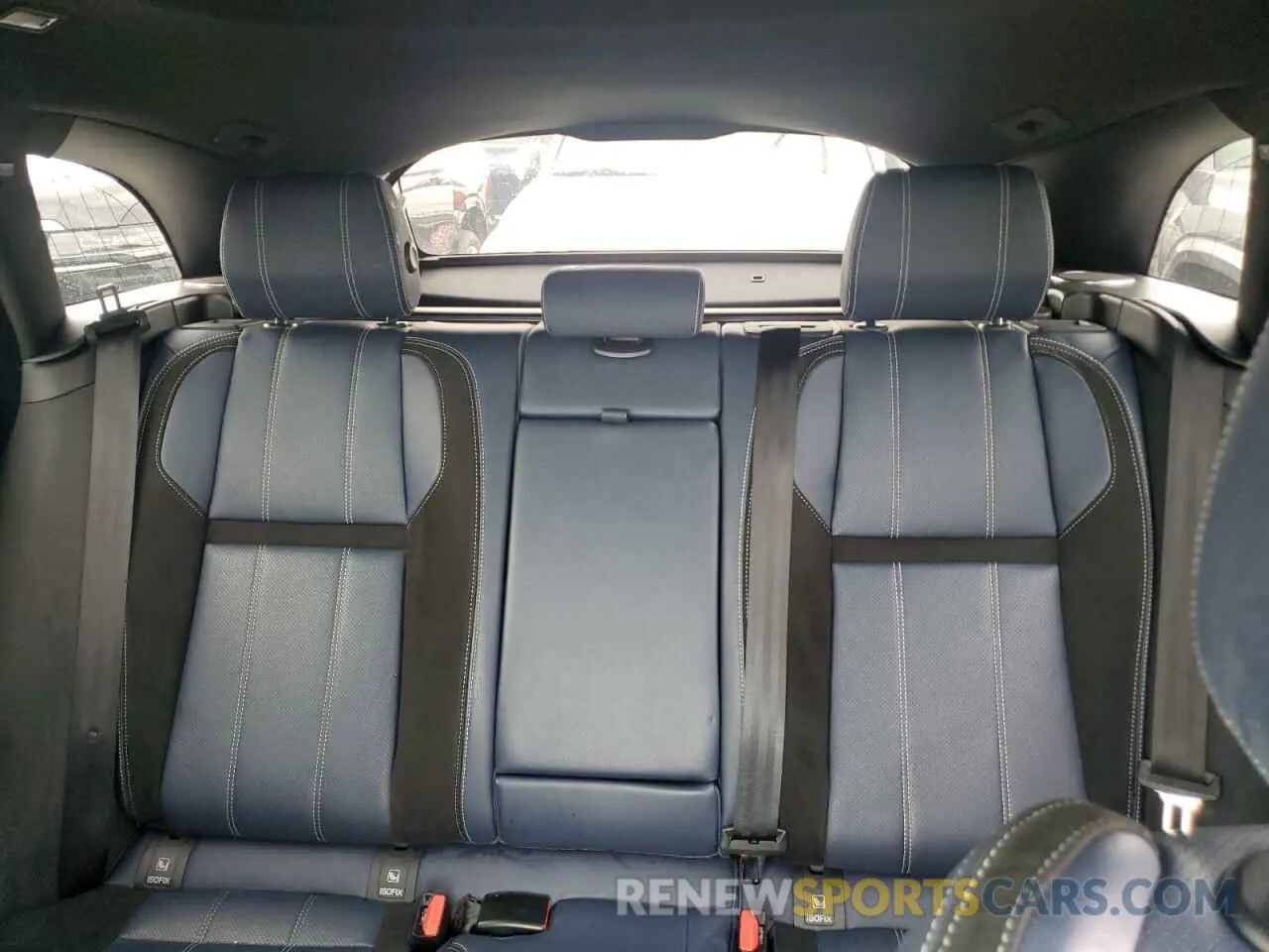 10 fotografías del automóvil dañado SALYL2FV1KA208483 LAND ROVER RANGEROVER 2019