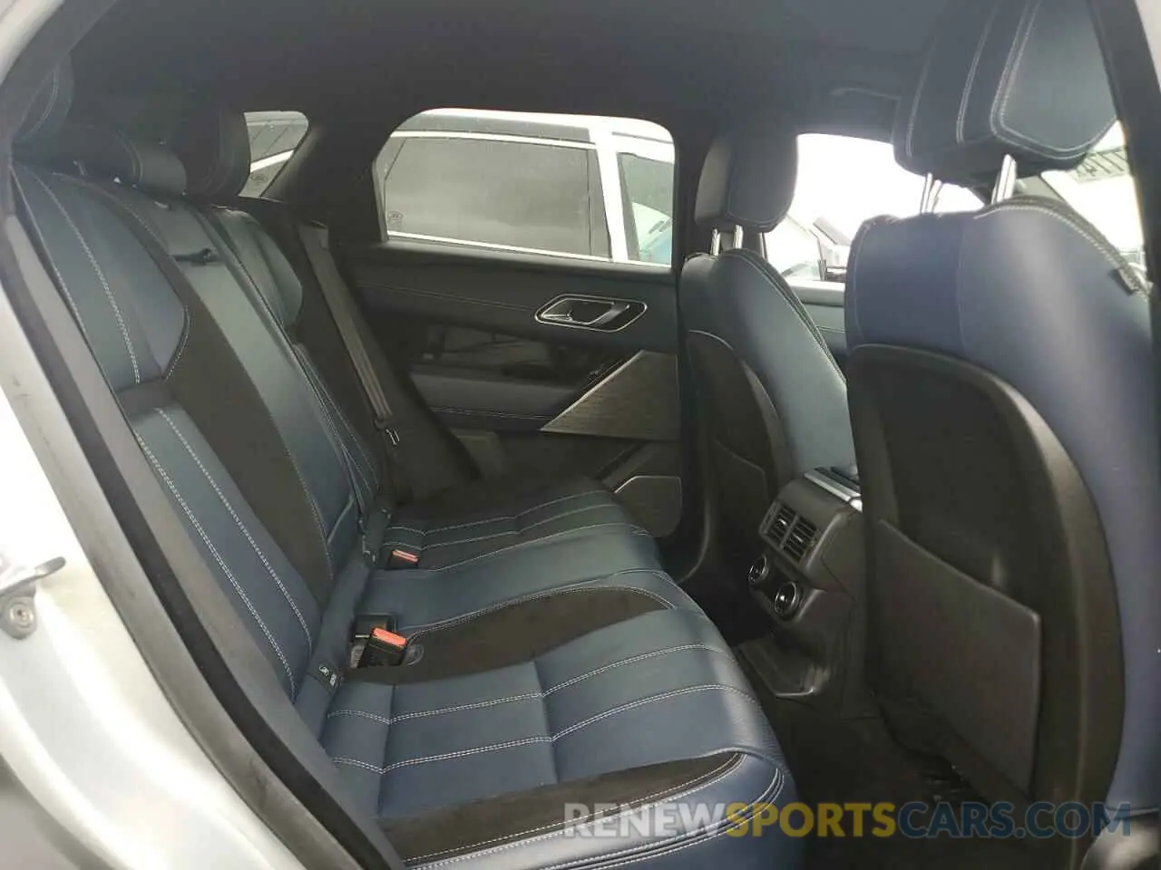 11 fotografías del automóvil dañado SALYL2FV1KA208483 LAND ROVER RANGEROVER 2019