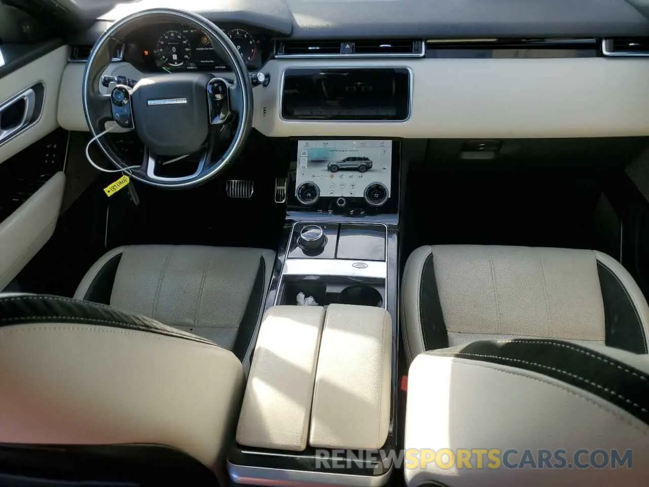 8 fotografías del automóvil dañado SALYL2FV1KA225879 LAND ROVER RANGEROVER 2019