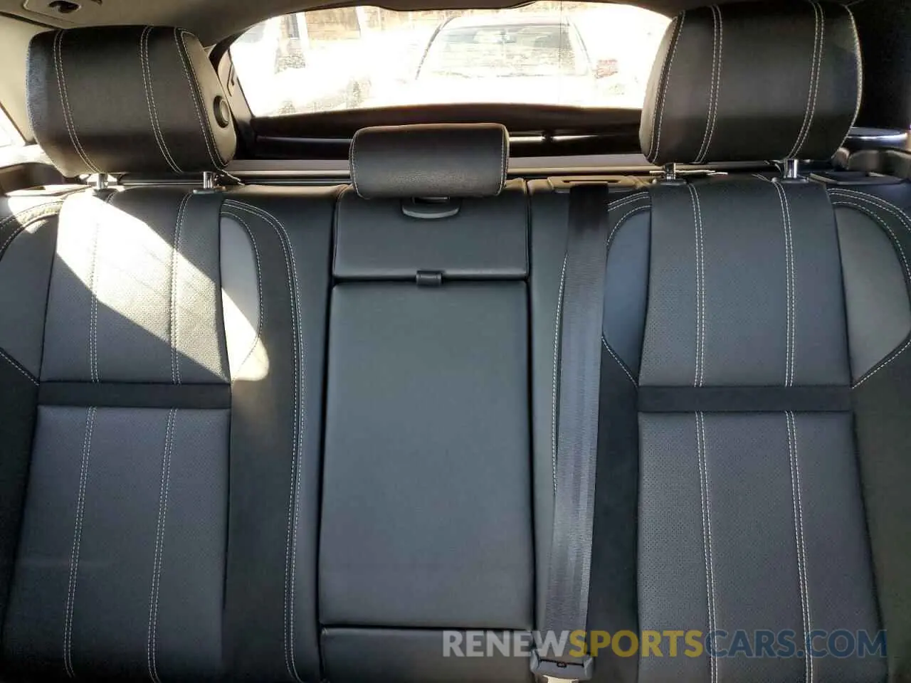 10 fotografías del automóvil dañado SALYL2FV4KA233877 LAND ROVER RANGEROVER 2019