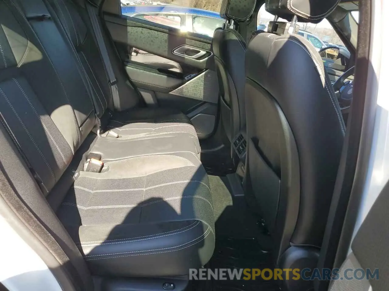 11 fotografías del automóvil dañado SALYL2FV4KA233877 LAND ROVER RANGEROVER 2019