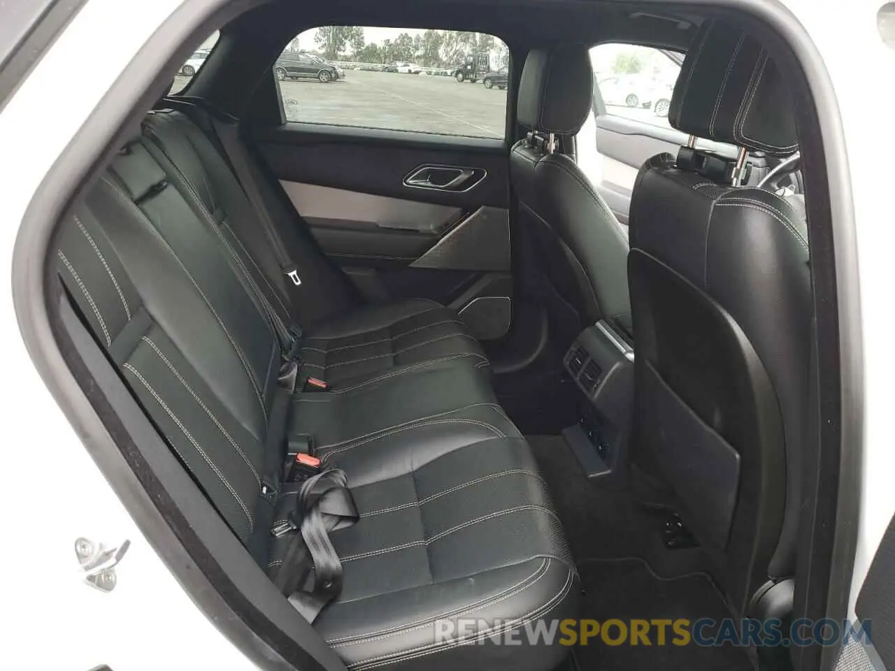 10 fotografías del automóvil dañado SALYL2FV6KA207863 LAND ROVER RANGEROVER 2019
