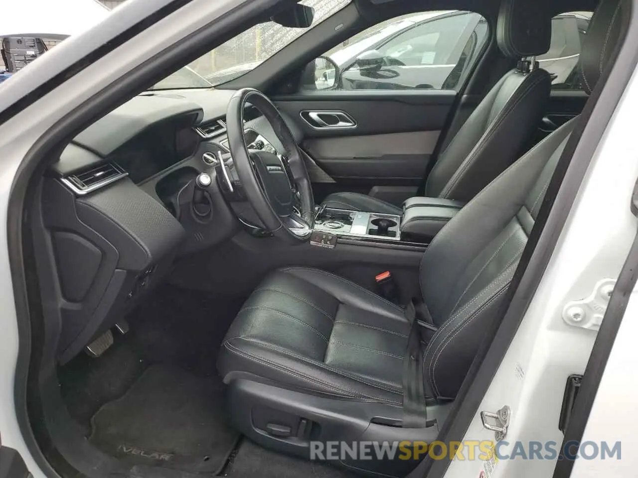 7 fotografías del automóvil dañado SALYL2FV6KA207863 LAND ROVER RANGEROVER 2019