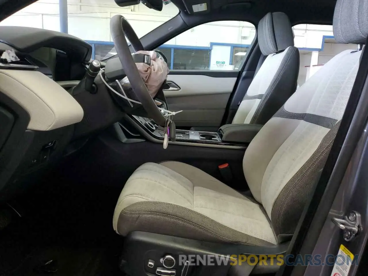 7 fotografías del automóvil dañado SALYL2FV8KA211395 LAND ROVER RANGEROVER 2019
