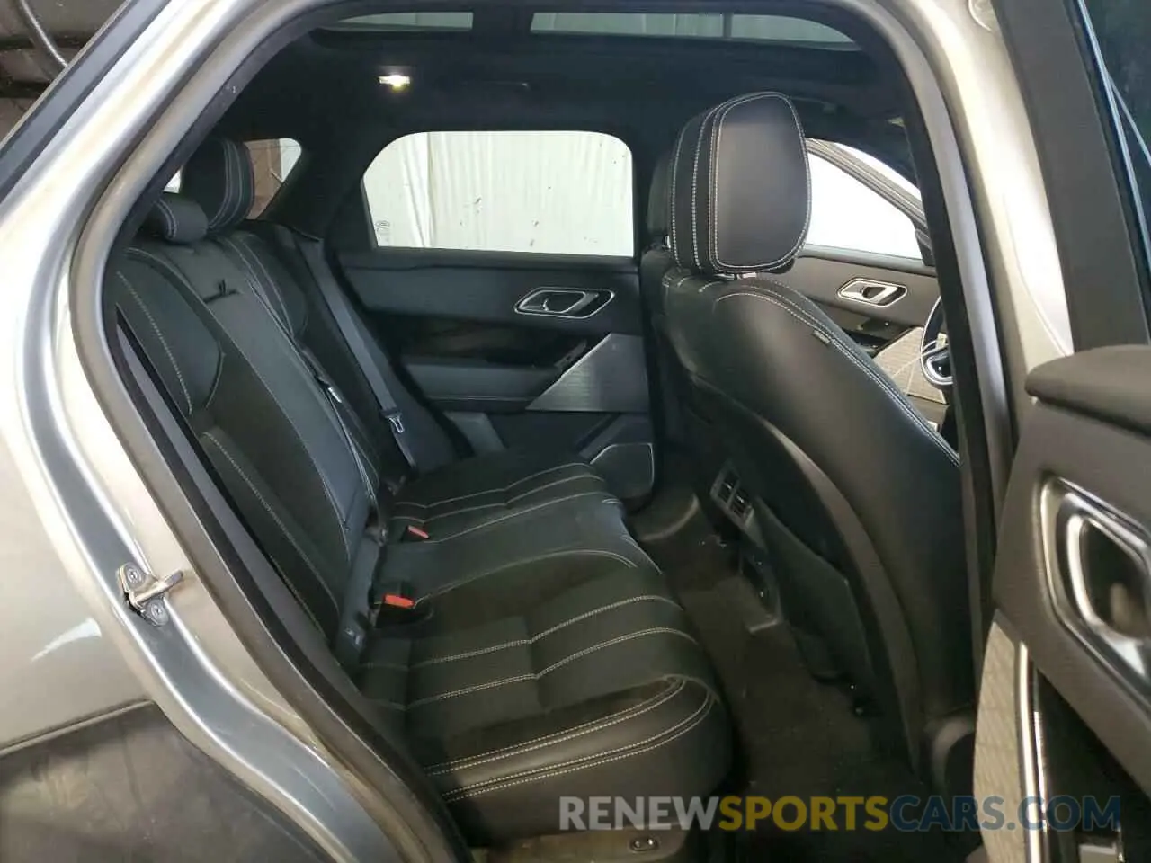 11 fotografías del automóvil dañado SALYL2FX6KA226172 LAND ROVER RANGEROVER 2019