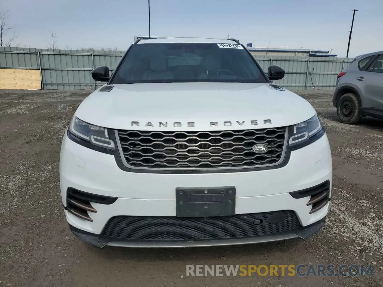 5 fotografías del automóvil dañado SALYM2FX1KA204724 LAND ROVER RANGEROVER 2019