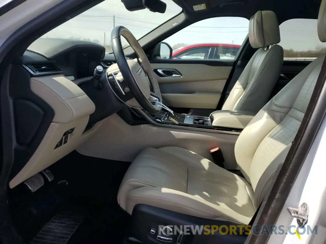 7 fotografías del automóvil dañado SALYM2FX1KA204724 LAND ROVER RANGEROVER 2019