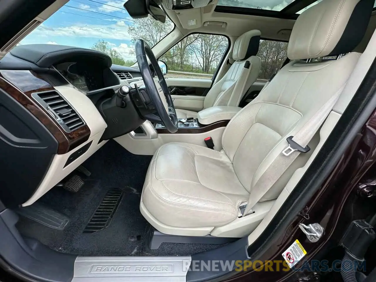 14 fotografías del automóvil dañado SALGS2RUXLA598308 LAND ROVER RANGEROVER 2020