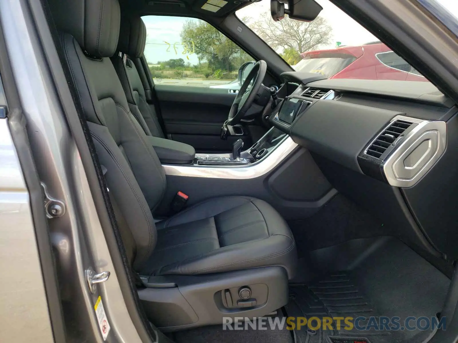5 fotografías del automóvil dañado SALWG2SU9LA886411 LAND ROVER RANGEROVER 2020