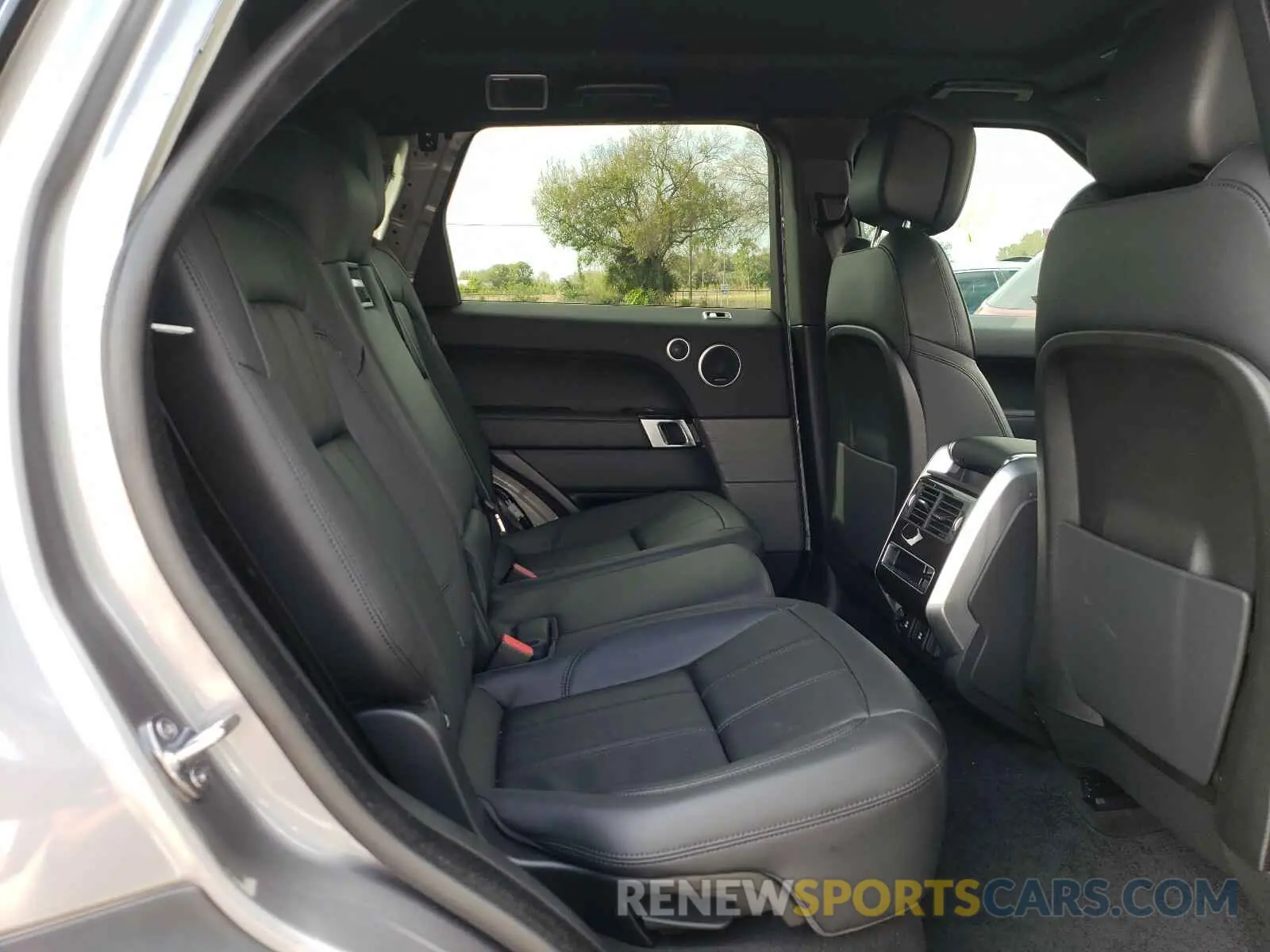 6 fotografías del automóvil dañado SALWG2SU9LA886411 LAND ROVER RANGEROVER 2020