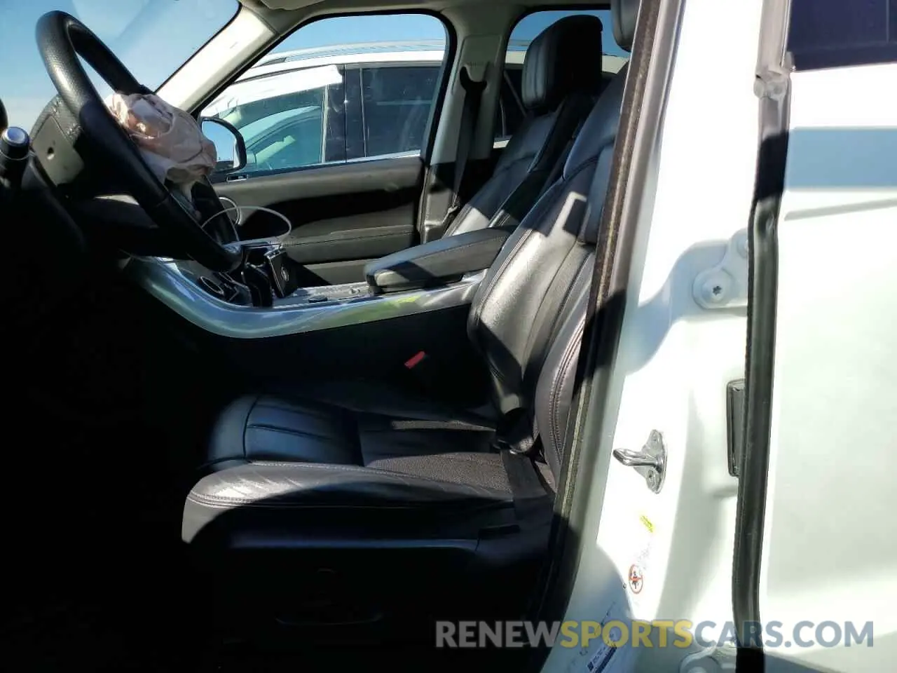 7 fotografías del automóvil dañado SALWR2SU3LA700873 LAND ROVER RANGEROVER 2020