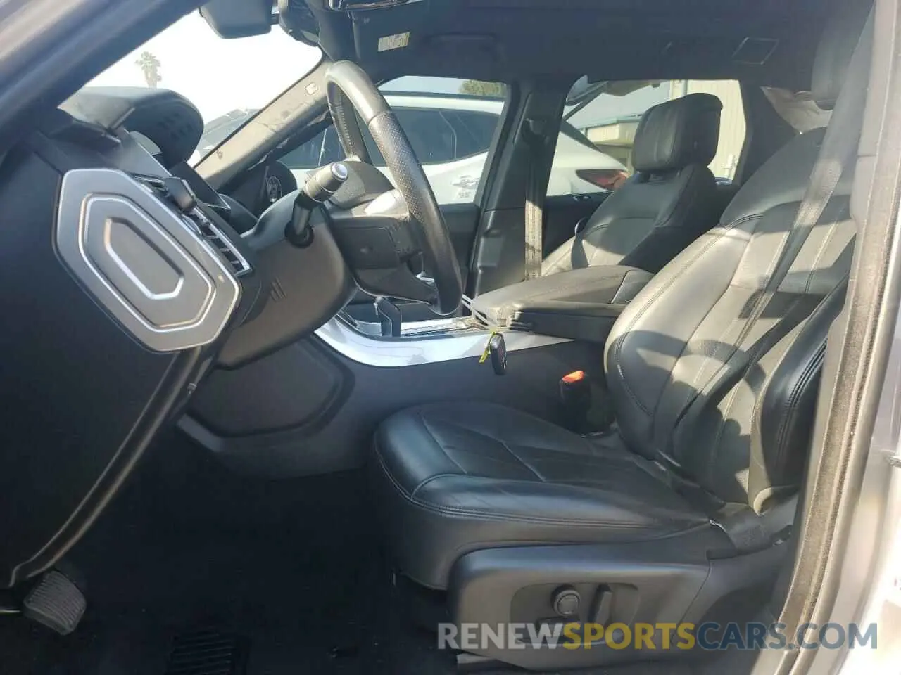7 fotografías del automóvil dañado SALWR2SU8LA701405 LAND ROVER RANGEROVER 2020