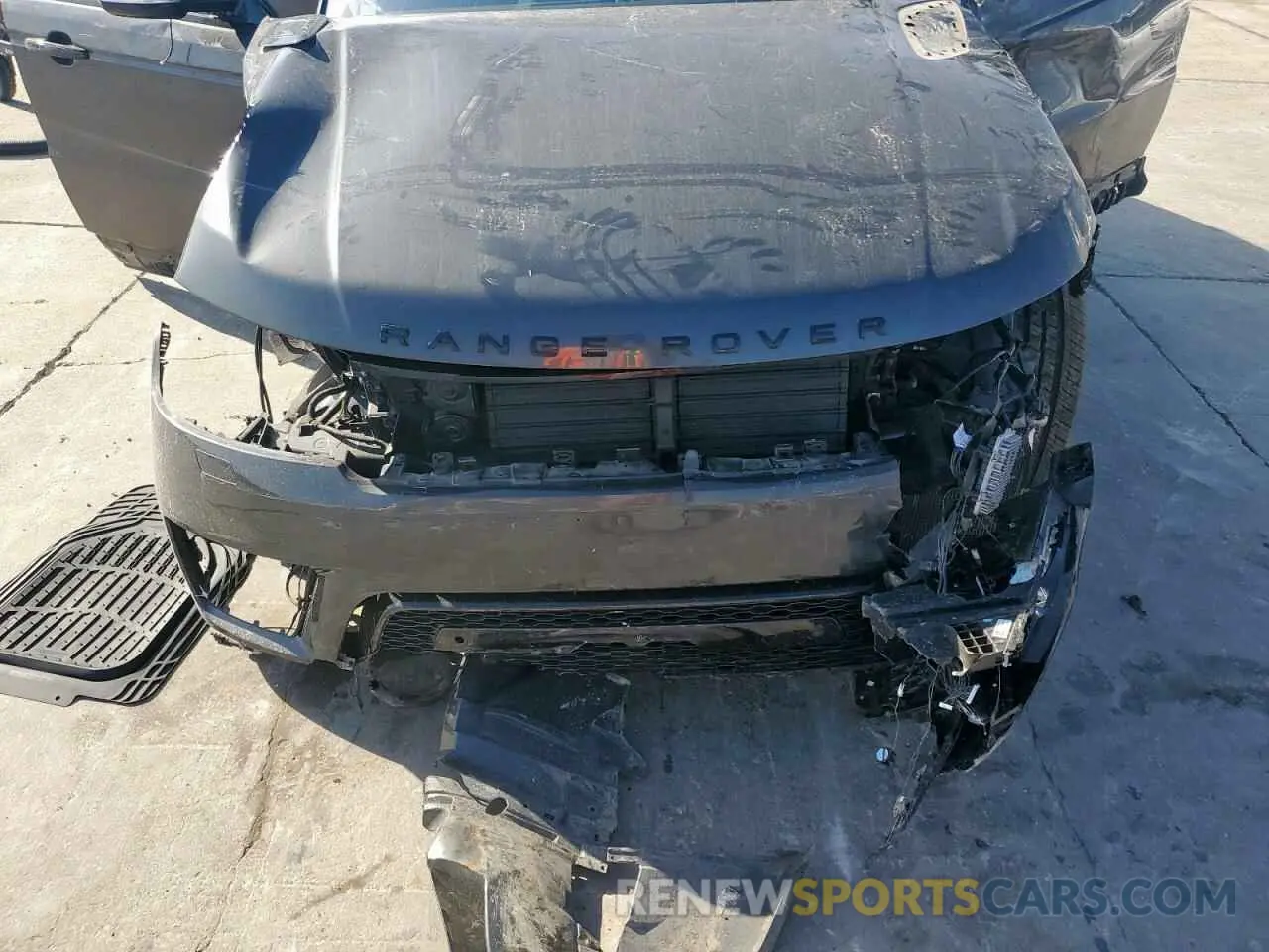 13 fotografías del automóvil dañado SALWS2RU0LA885538 LAND ROVER RANGEROVER 2020