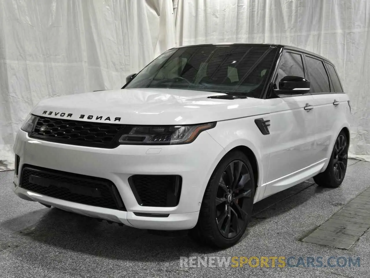 2 fotografías del automóvil dañado SALWS2RU9LA706915 LAND ROVER RANGEROVER 2020