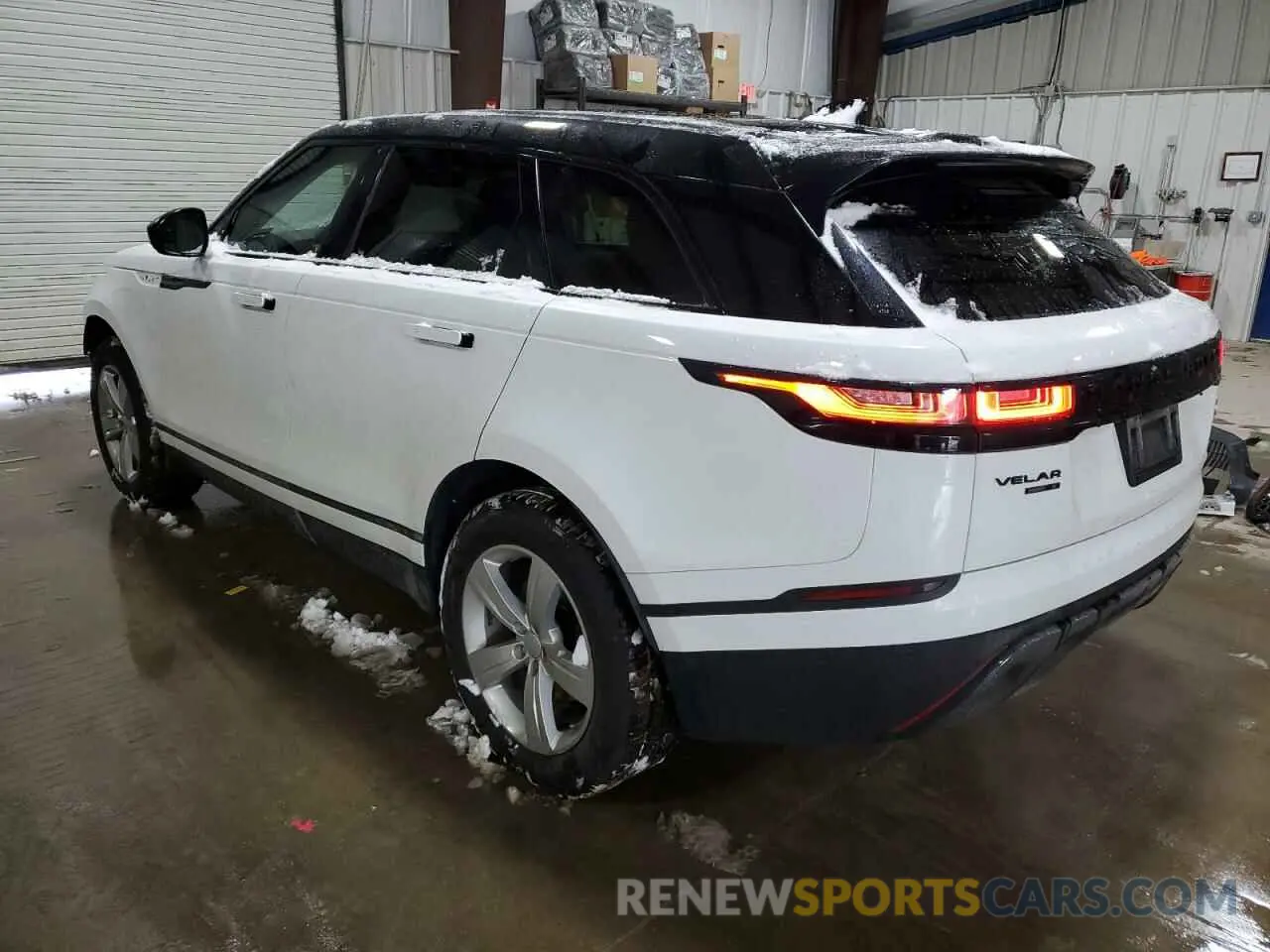 2 fotografías del automóvil dañado SALYB2EX5LA259816 LAND ROVER RANGEROVER 2020