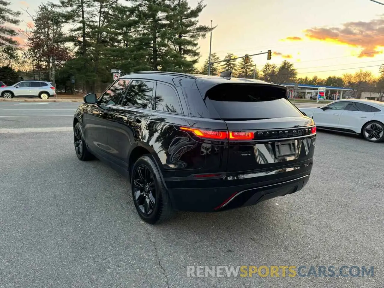 3 fotografías del automóvil dañado SALYB2EX9LA257924 LAND ROVER RANGEROVER 2020