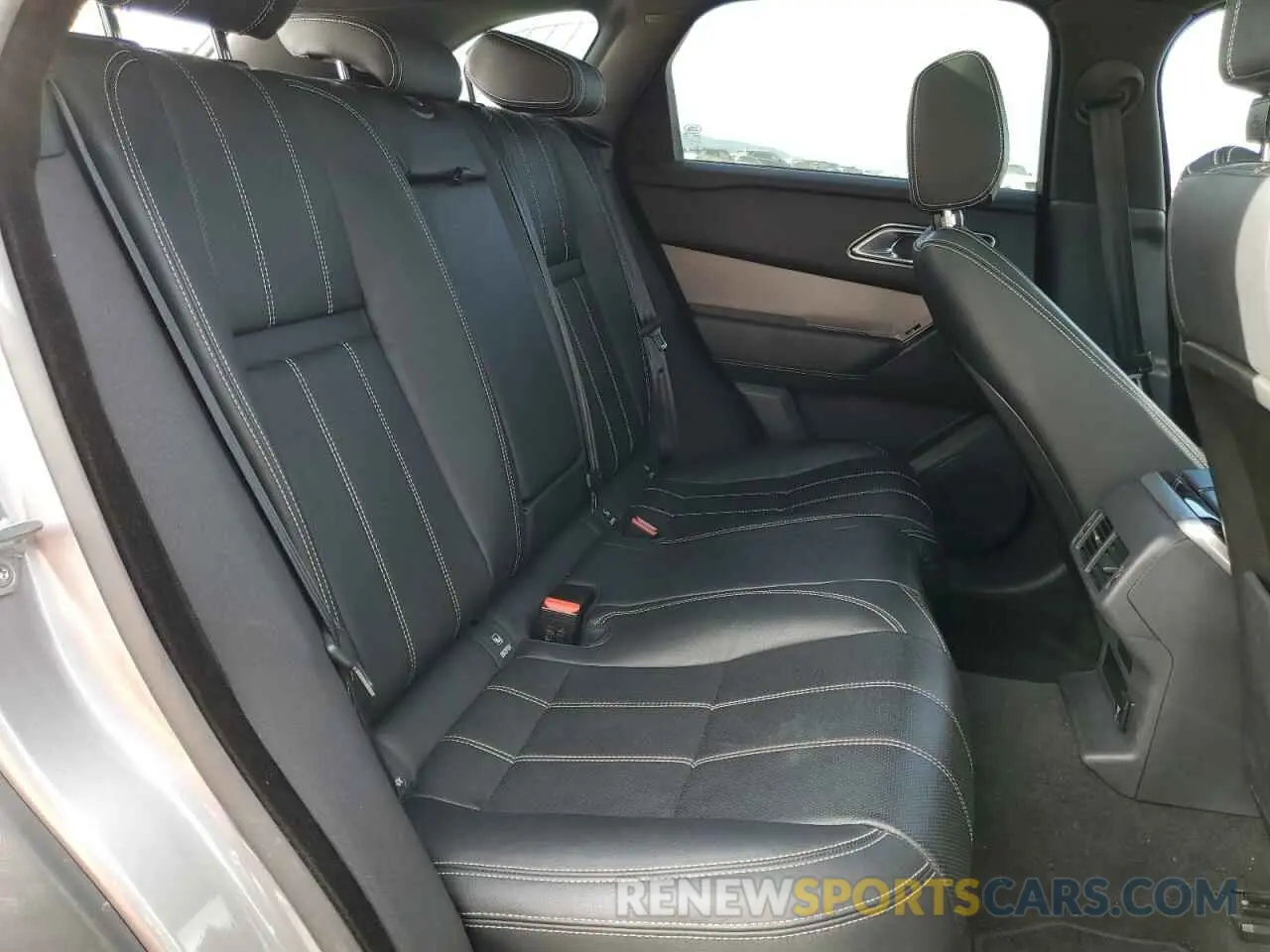 11 fotografías del automóvil dañado SALYB2FV0LA243665 LAND ROVER RANGEROVER 2020