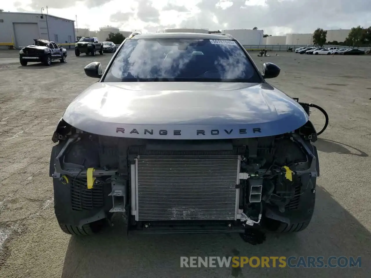 5 fotografías del automóvil dañado SALYB2FV0LA243665 LAND ROVER RANGEROVER 2020