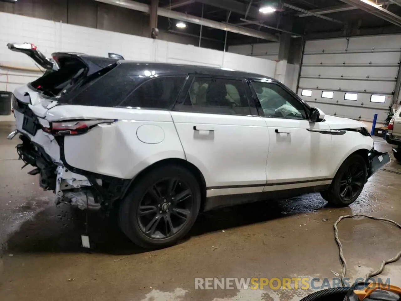 3 fotografías del automóvil dañado SALYB2FV0LA253967 LAND ROVER RANGEROVER 2020