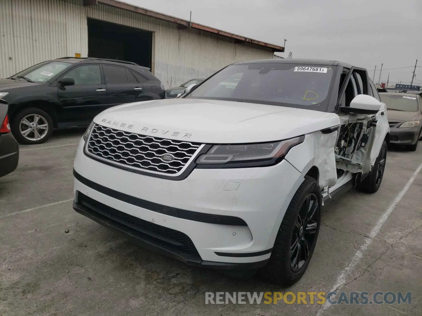 2 fotografías del automóvil dañado SALYB2FV6LA254864 LAND ROVER RANGEROVER 2020