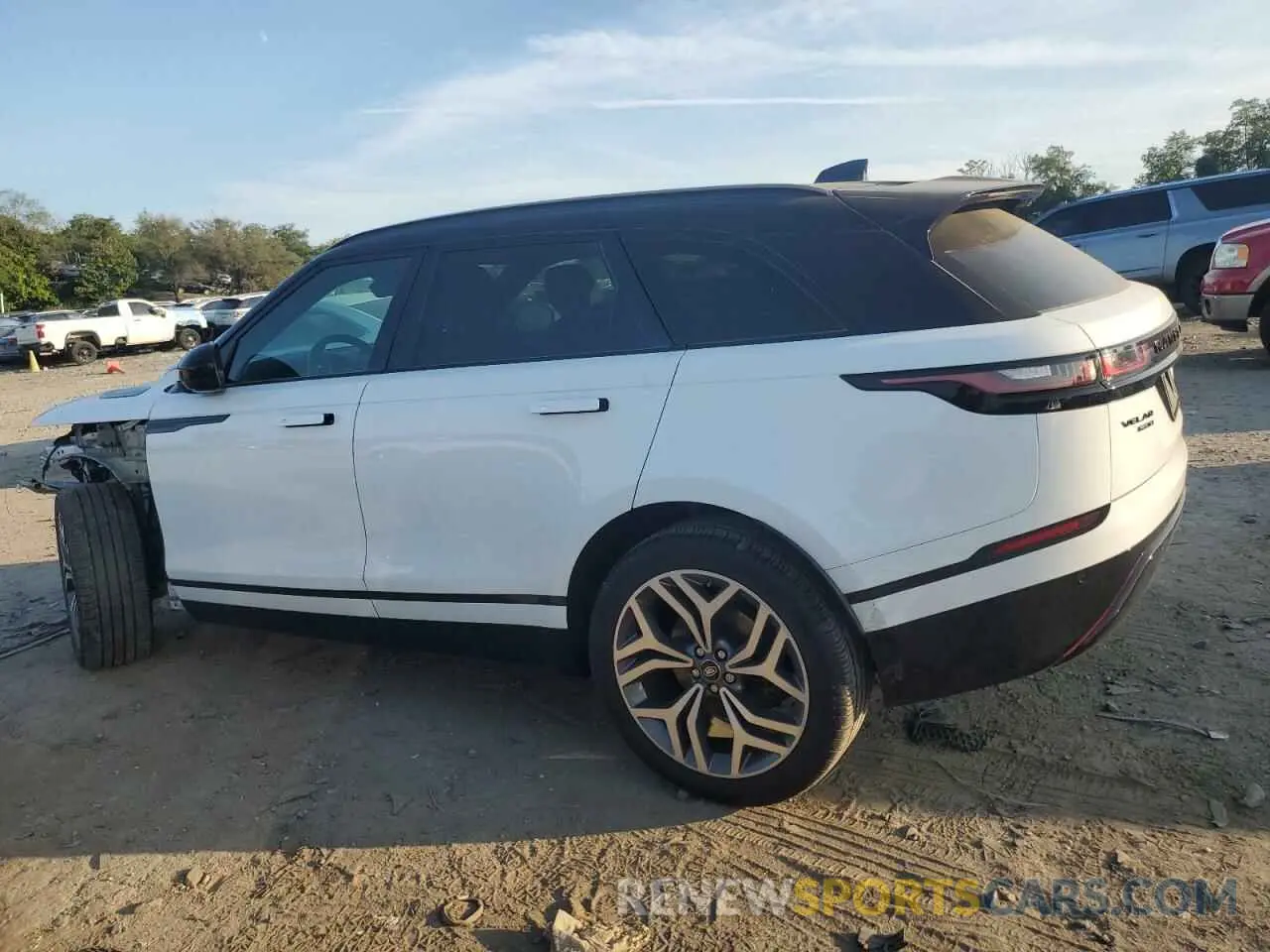 2 fotografías del automóvil dañado SALYK2EX0LA274725 LAND ROVER RANGEROVER 2020