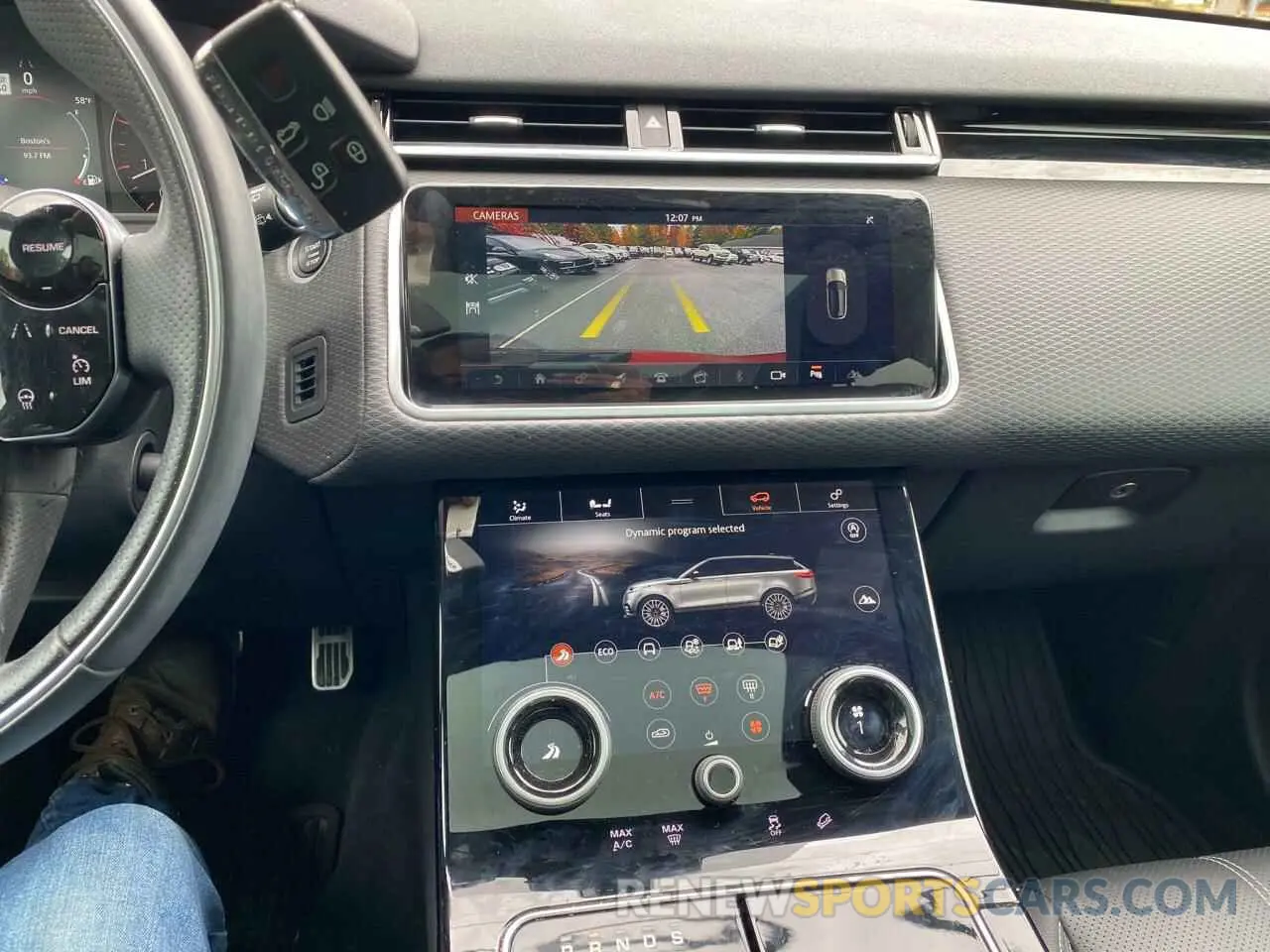 9 fotografías del automóvil dañado SALYK2EX2LA272703 LAND ROVER RANGEROVER 2020