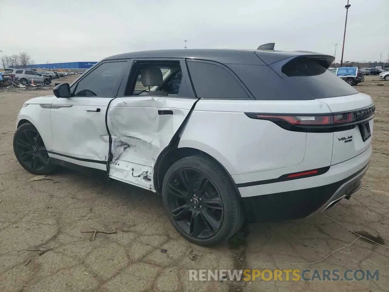 2 fotografías del automóvil dañado SALYK2FV7LA239192 LAND ROVER RANGEROVER 2020