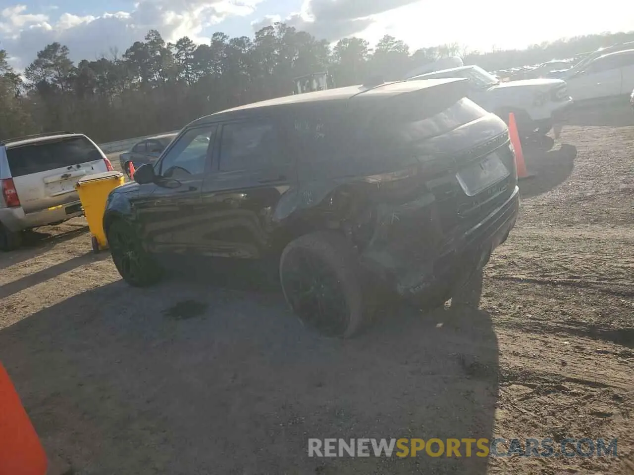 2 fotografías del automóvil dañado SALZJ2FX0LH119864 LAND ROVER RANGEROVER 2020