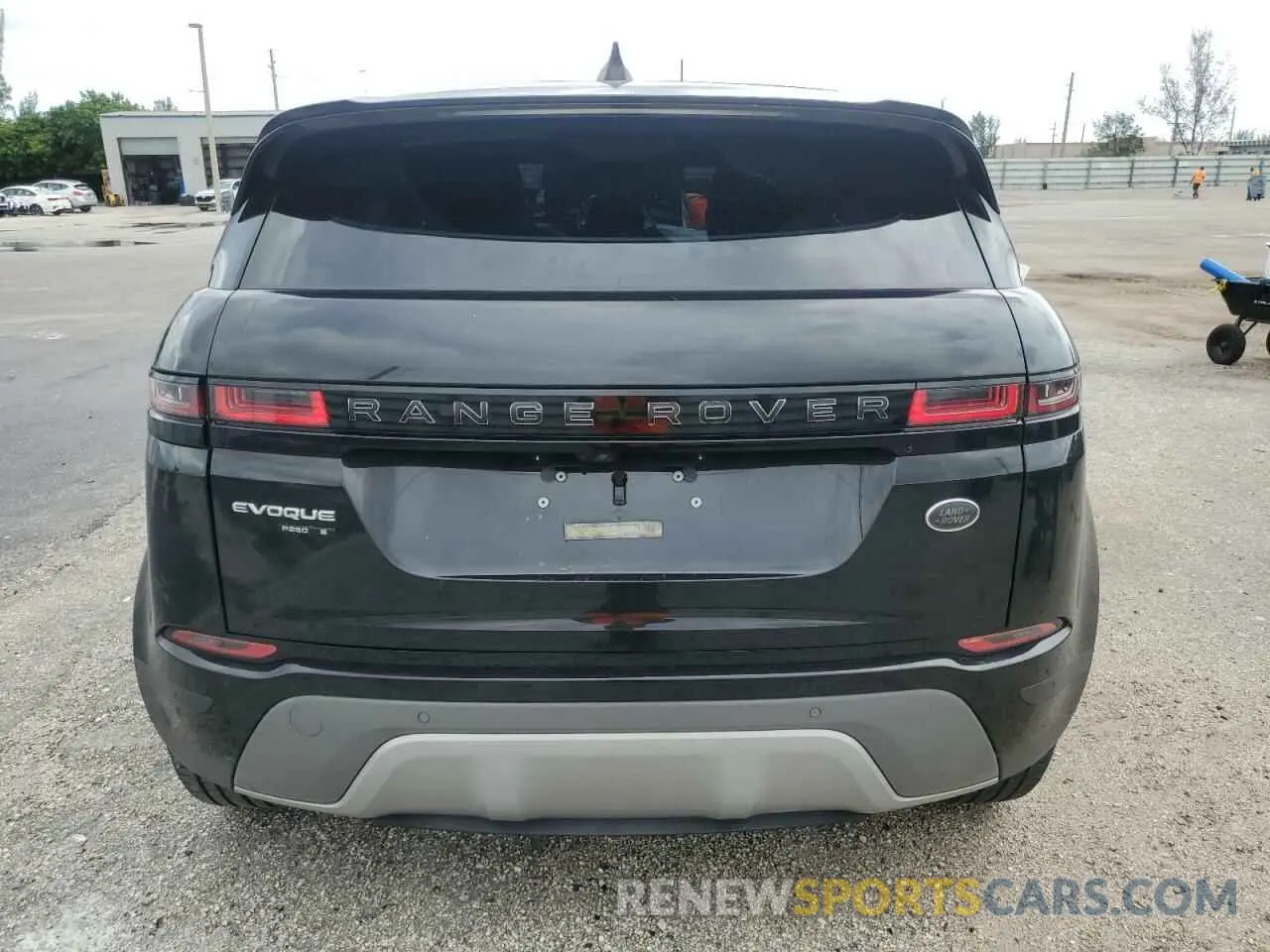6 fotografías del automóvil dañado SALZJ2FX5LH030131 LAND ROVER RANGEROVER 2020