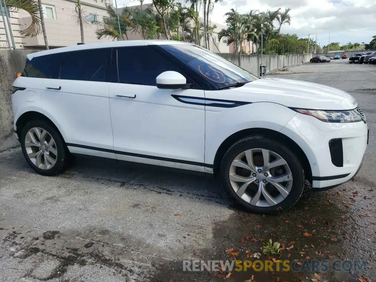 4 fotografías del automóvil dañado SALZP2FX9LH076835 LAND ROVER RANGEROVER 2020