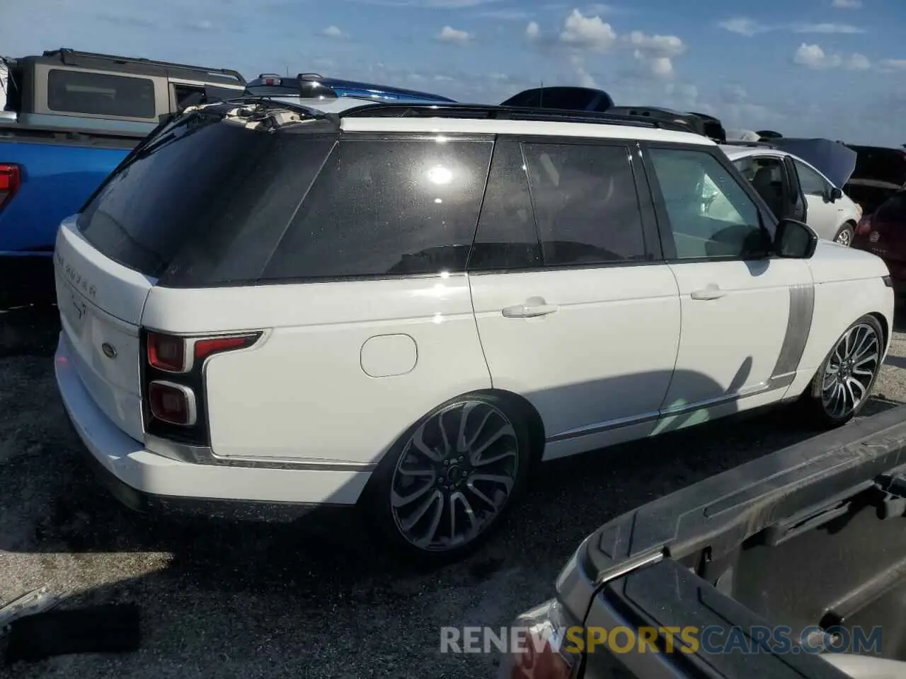 3 fotografías del automóvil dañado SALGS2RU2MA422094 LAND ROVER RANGEROVER 2021