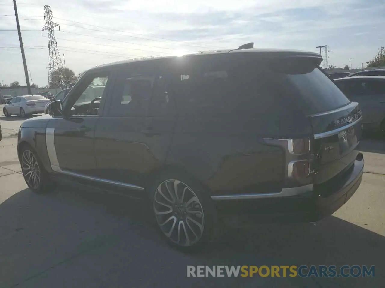 2 fotografías del automóvil dañado SALGS2RU2MA435167 LAND ROVER RANGEROVER 2021