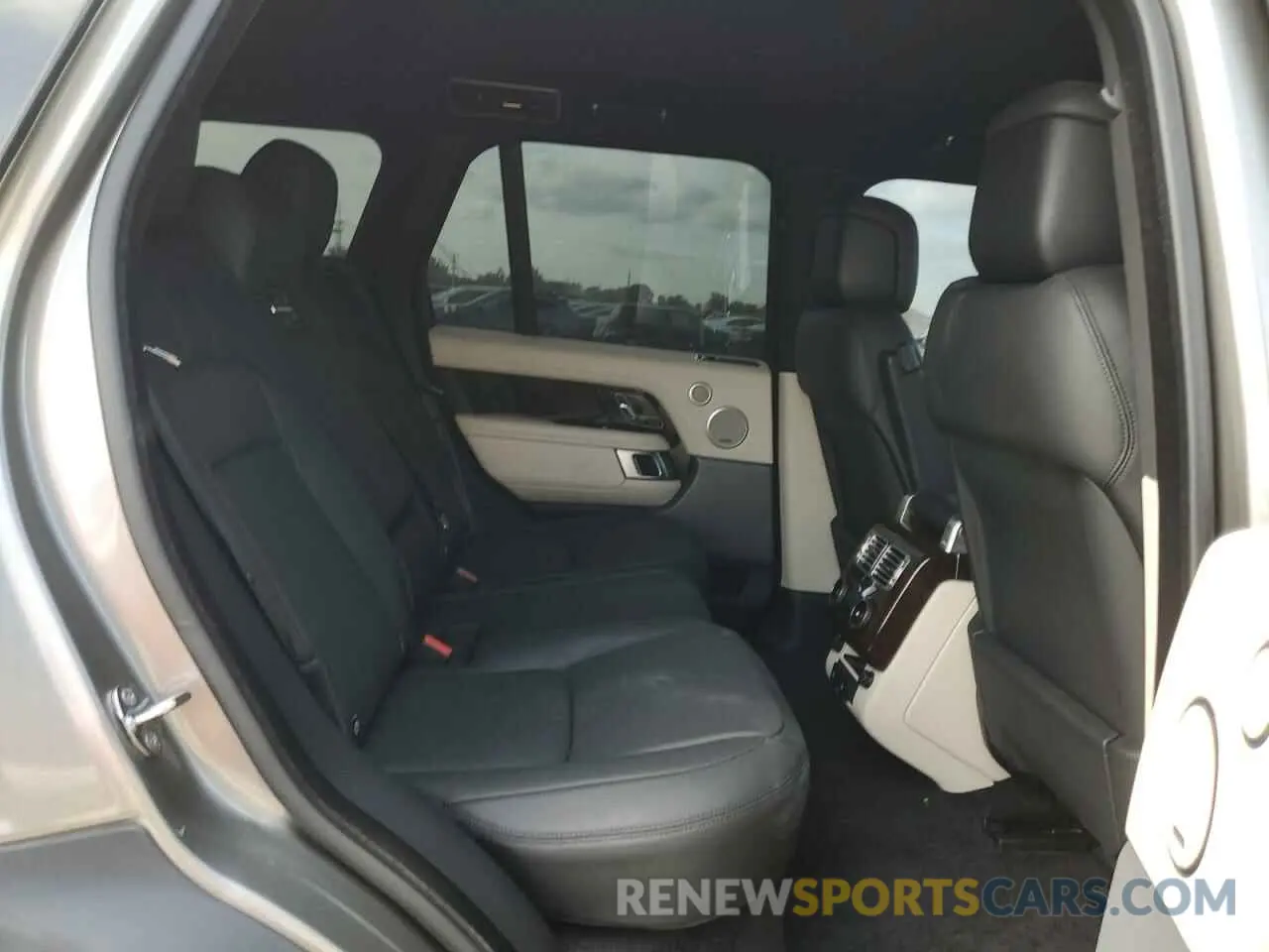 11 fotografías del automóvil dañado SALGS2RU5MA433770 LAND ROVER RANGEROVER 2021