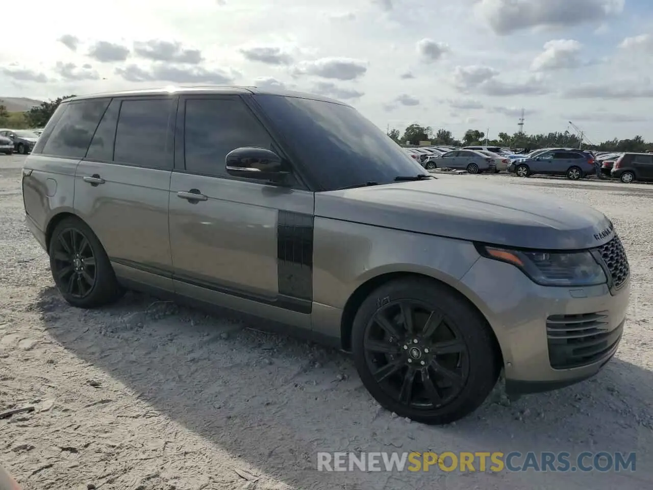 4 fotografías del automóvil dañado SALGS2RU5MA433770 LAND ROVER RANGEROVER 2021
